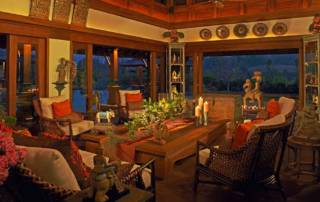 A vibrantly lit, private center room in one of Chiang Mai’s Thailand luxury resorts.