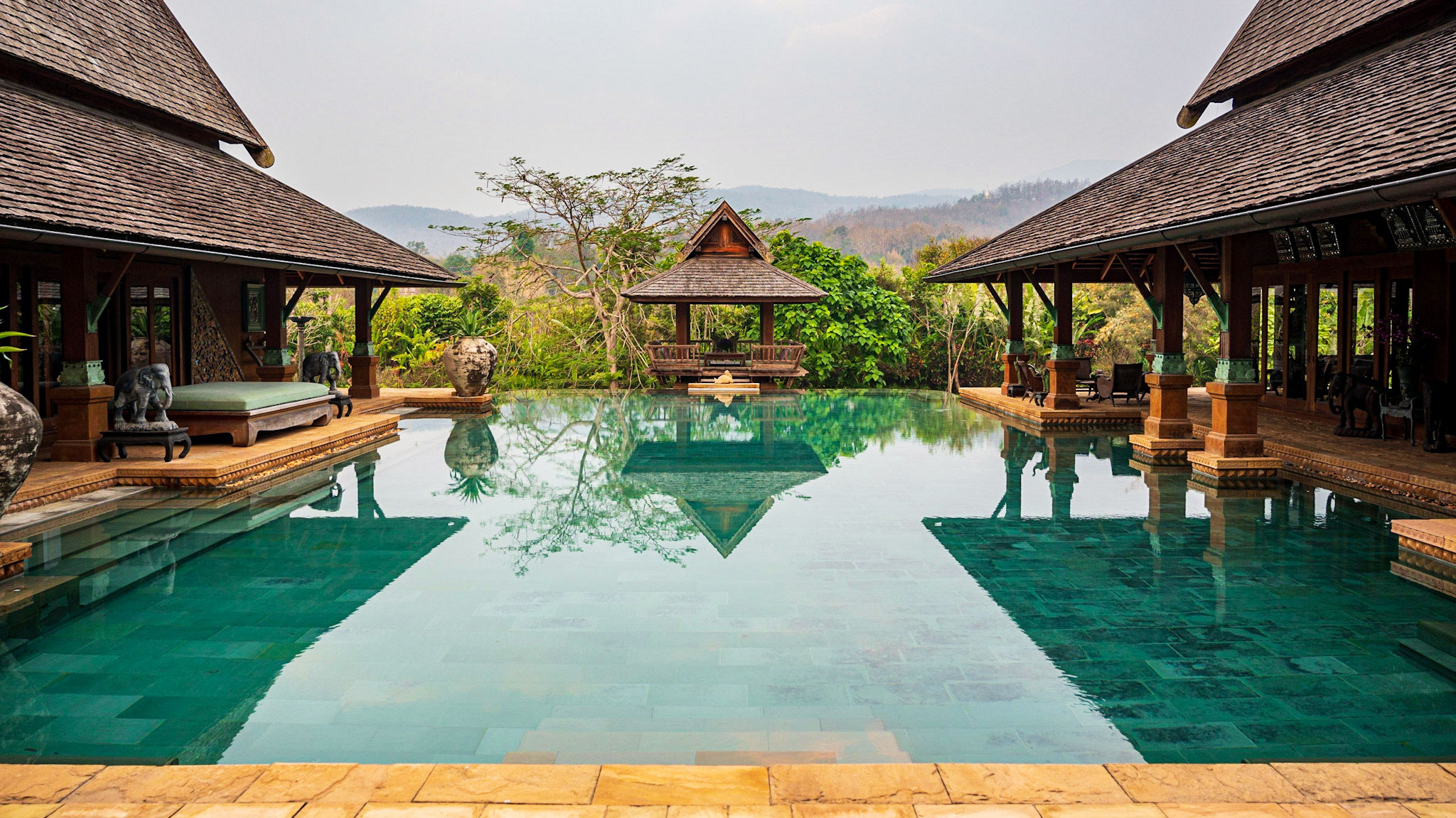 Hoeie's Homestay Best luxury hotel Chiang Mai